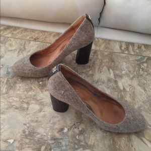 Women’s name brand shoes